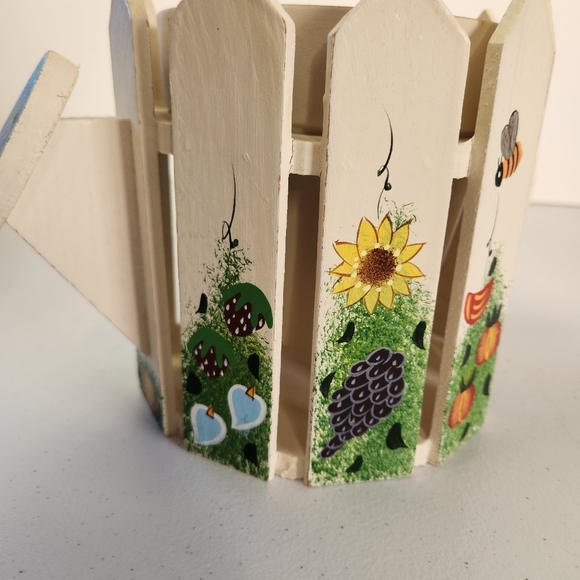 Vintage Handpainted Watering Can Plant Planter Wood Cottagecore Farmhouse Cute - Picture 9 of 13